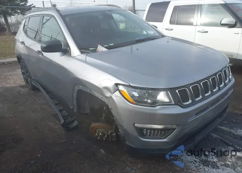 2018 Jeep Compass Sport Fwd из США, поврежденный, VIN 3C4NJCAB1JT181425